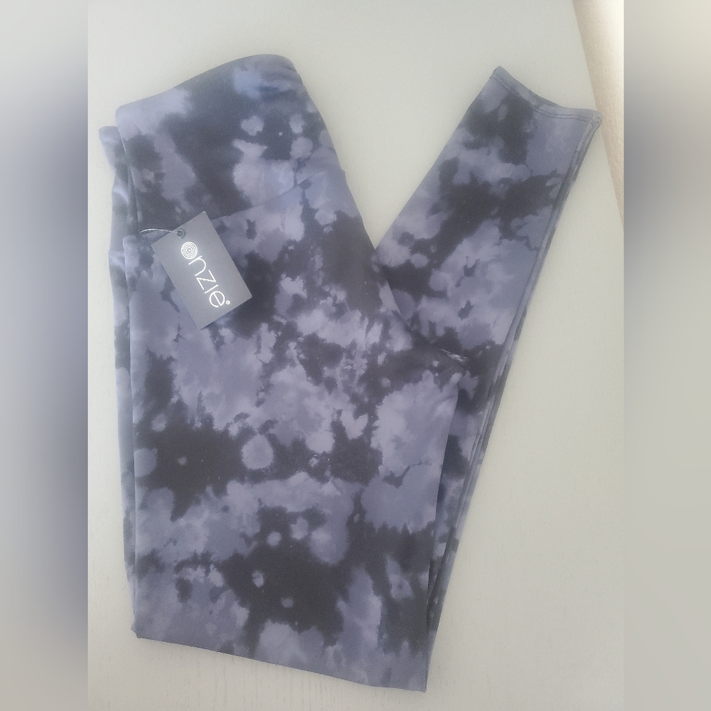 Onzie Black and Blue High Rise Legging